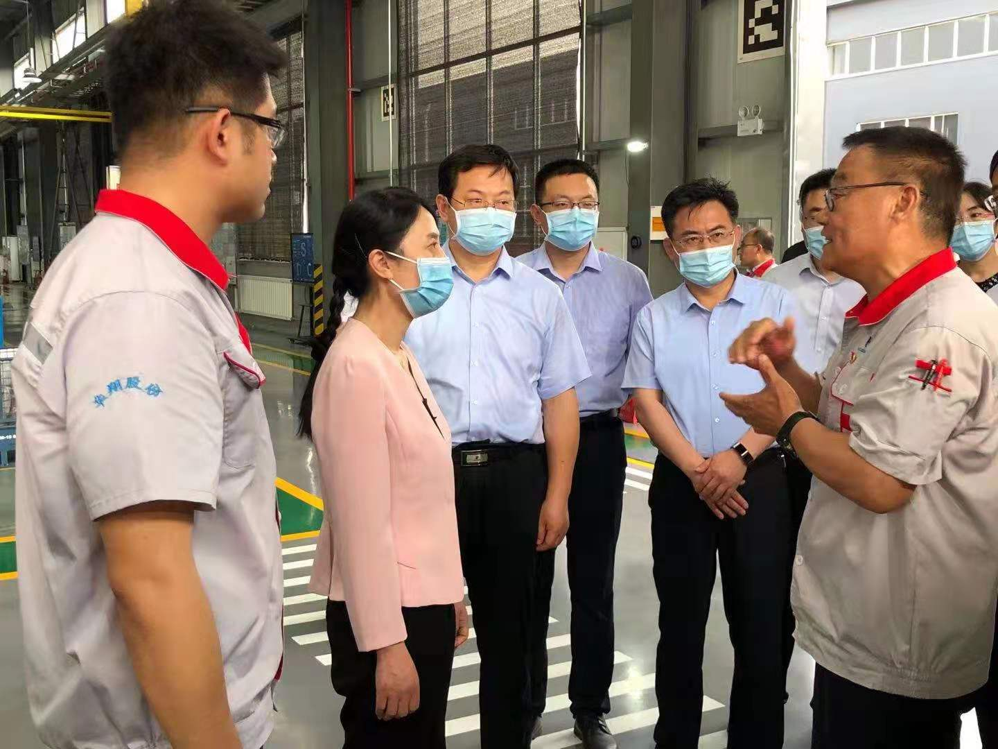 省委常委、組織部部長(zhǎng)陳安麗蒞臨我司調(diào)研企業(yè)黨建及運(yùn)行情況